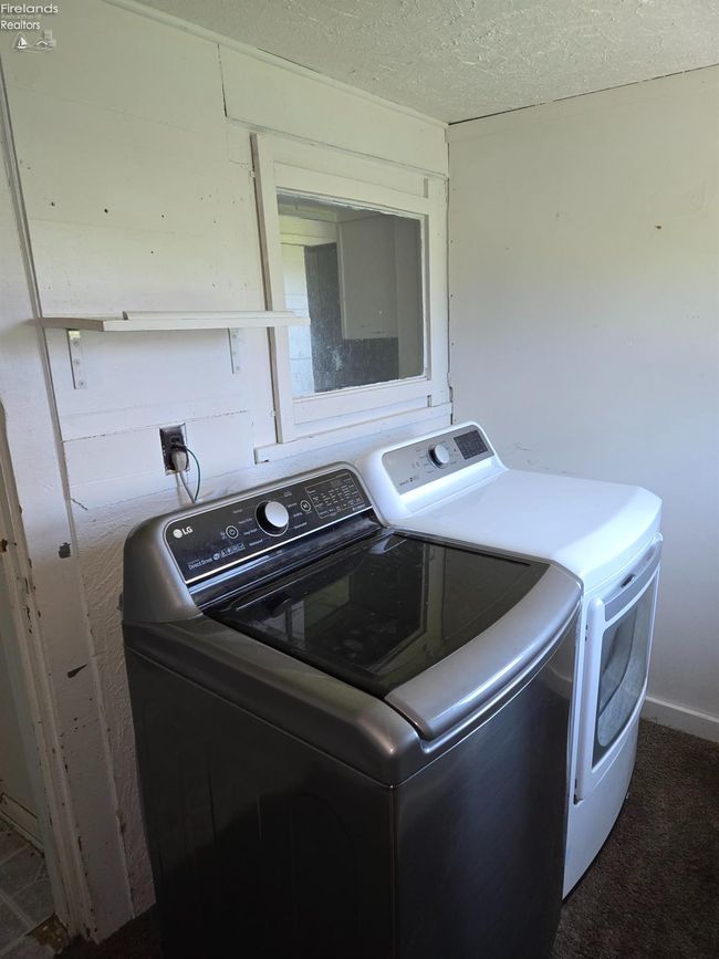 91 1 St Ave, House other with 6 bedrooms, 2 bathrooms and 2 parking in Tiffin OH | Image 14