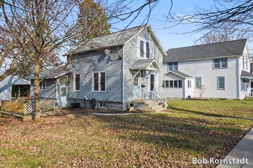 319 N Rowe St, Ludington, MI, 49431-1734 | Card Image