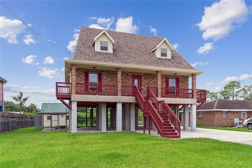 147 Bazile Dr, Braithwaite, LA, 70040-1751 | Card Image