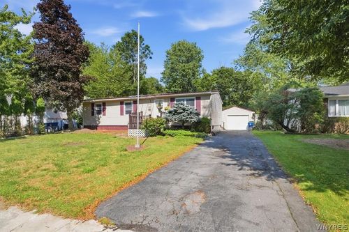 295 Bucyrus Dr, Amherst, NY, 14228-1952 | Card Image