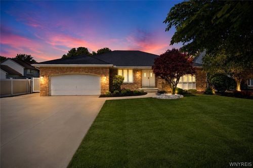 432 Wood Acres Dr, East Amherst, NY, 14051-1668 | Card Image