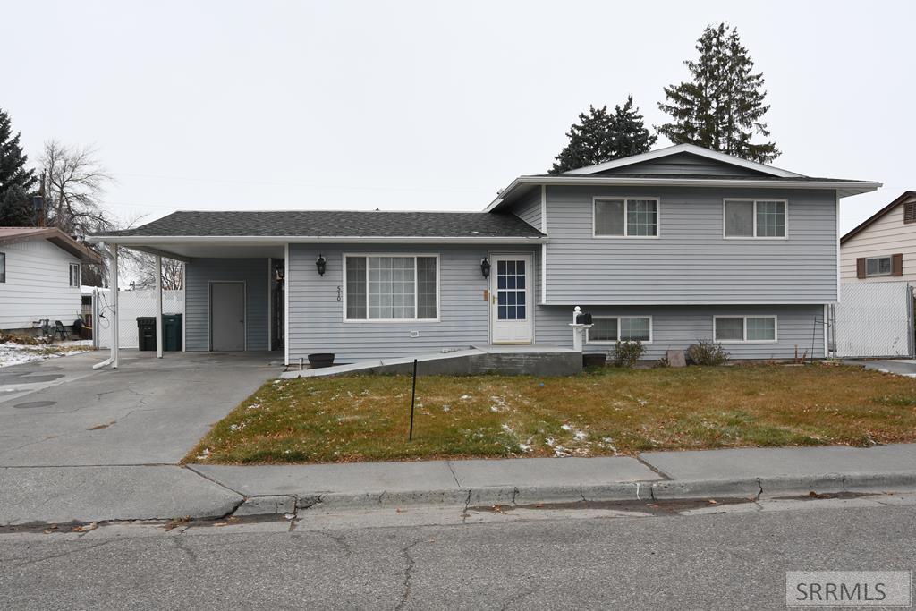 Horrocks Dr, Blackfoot, ID 83221