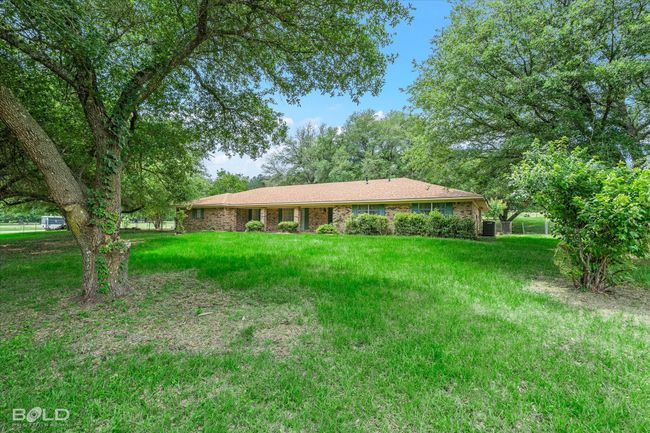 Ranch-style home with brick siding | Image 25