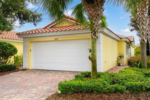 12232 Pescara Ln, Orlando, FL, 32827-7182 | Card Image