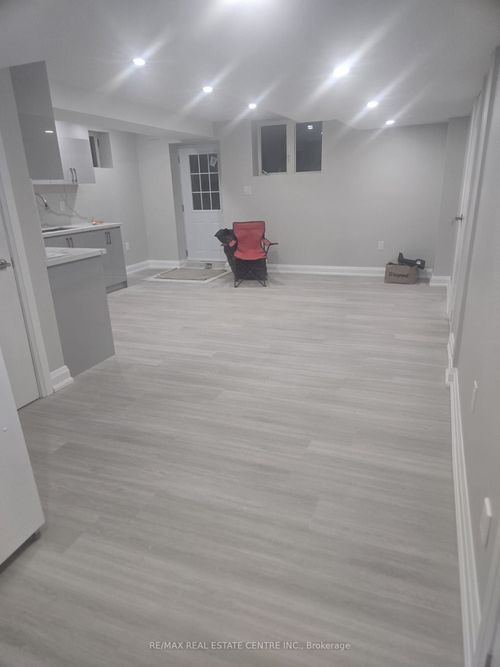 basement-7 Avanti Cres, Waterdown, ON, L8B1W7 | Card Image