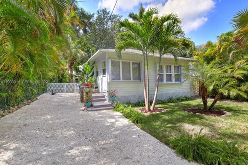 3660 Poinciana Ave, Miami, FL, 33133-6529 | Card Image