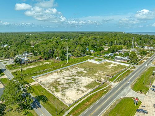 275 Us Highway 98, Eastpoint, FL, 32328-3316 | Card Image