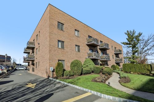 apt-a7-279 Clark St, Hackensack, NJ, 07601-1061 | Card Image