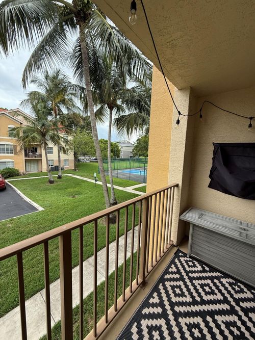 202-4041 San Marino Blvd, West Palm Beach, FL, 33409-8619 | Card Image