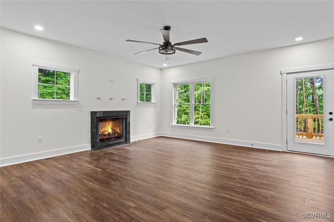 4062 Lake Killarney, House other with 3 bedrooms, 3 bathrooms and null parking in Gum Spring VA | Image 22