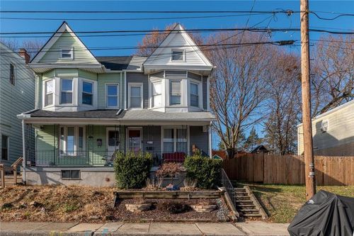 211 W Ridge Street, Emmaus Borough, PA, 18049 | Card Image