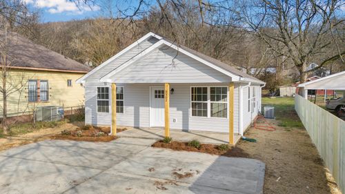 3302 Dodson Ave, Chattanooga, TN, 37406-1839 | Card Image
