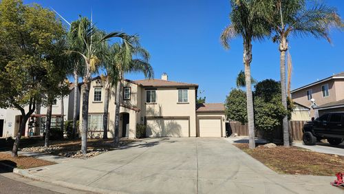 1664 Port Court, Tulare, CA, 93274 | Card Image