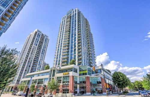 903-3007 Glen Dr, Coquitlam, BC, V3B0L8 | Card Image