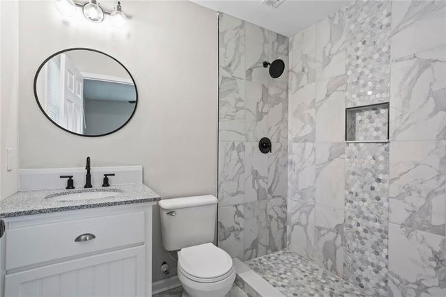 2478 Graywall St, House other with 4 bedrooms, 2 bathrooms and 4 parking in East Point GA | Image 15