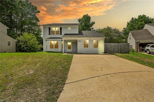 2205 Fort Belvoir Dr, Virginia Beach, VA, 23464-8786 | Card Image