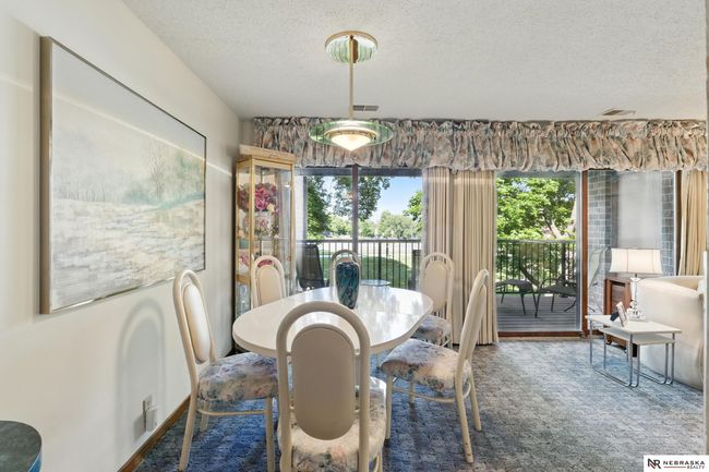 APT-3 - 11937 Miracle Hills Dr, Condo with 2 bedrooms, 2 bathrooms and 1 parking in Omaha NE | Image 4