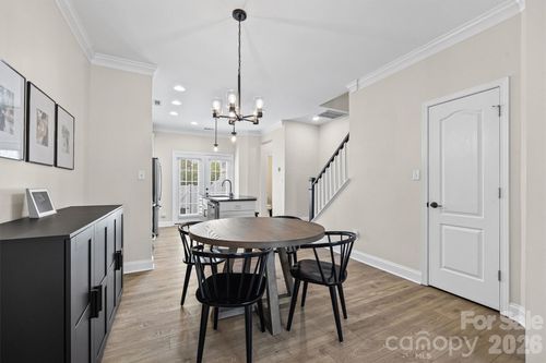 233 Hurston Cir, Charlotte, NC, 28208-4862 | Card Image