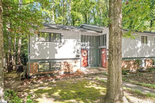 100 Briarview Cir, Greenville, SC, 29615-2154 | Card Image