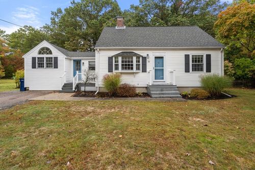 36 Lovering St, Medway, MA, 02053-2018 | Card Image