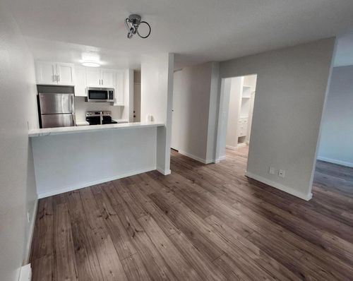 apt-106-397 Imperial Way, Daly City, CA, 94015-2554 | Card Image