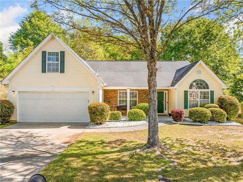 823 Langley View Ct, Loganville, GA, 30052-8709 | Card Image