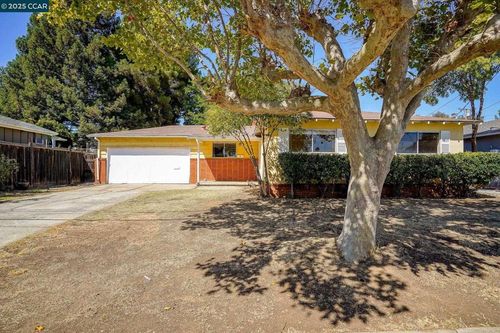 3997 Mulberry Dr, Concord, CA, 94519-1216 | Card Image