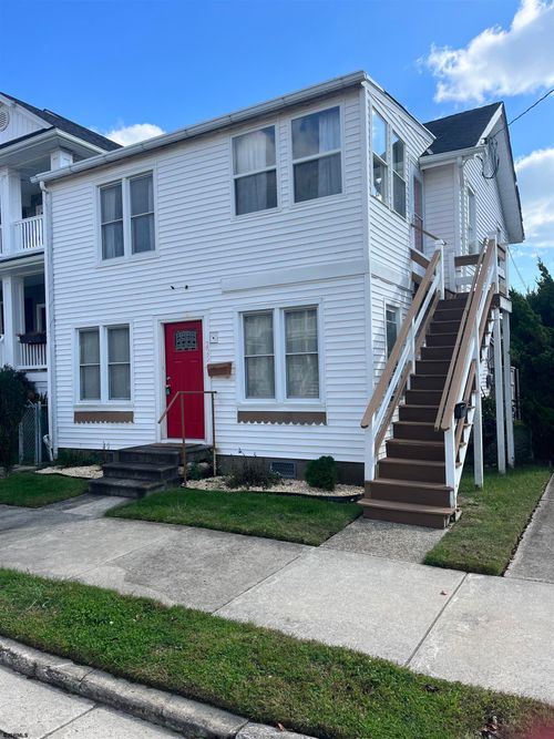 225 Asbury Ave, Ocean City, NJ, 08226-4121 | Card Image