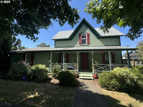 985 Maple St, Junction City, OR, 97448-1249 | Card Image