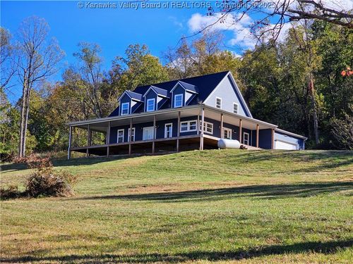 869 Belle Rd, Point Pleasant, WV, 25550-4405 | Card Image