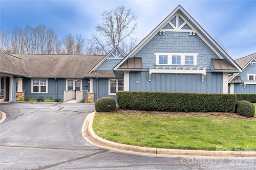 3003 Blue Goose Ct, Hendersonville, NC, 28792-7448 | Card Image