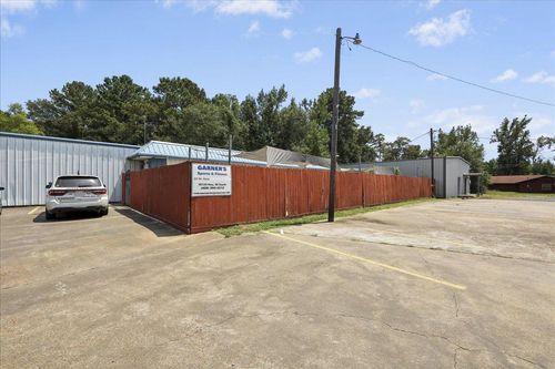 13125-us-hwy-96-277 County Road 632, Buna, TX, 77612-2826 | Card Image