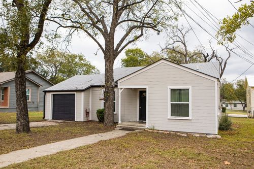 205 S Porter St, Lampasas, TX, 76550-2560 | Card Image