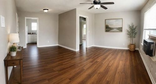 1208 7th Ave N, Texas City, TX, 77590-7433 | Card Image