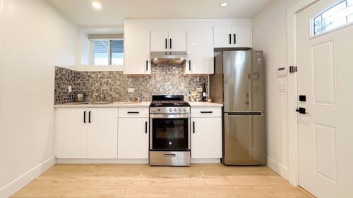 2723 Turner St, Vancouver, BC, V5K2G3 | Card Image