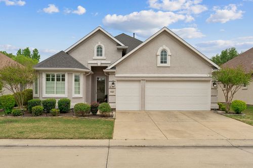 9505 Rivercrest Dr, Denton, TX, 76207-5648 | Card Image