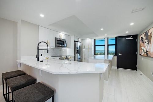 apt-1704-380 Seaview Ct, MARCO ISLAND, FL, 34145-2954 | Card Image