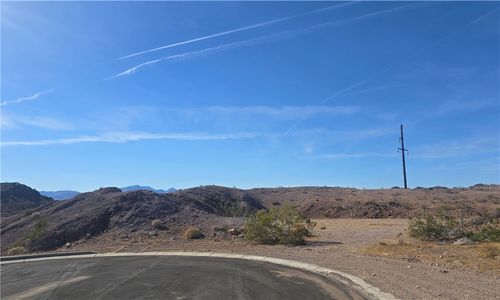 3055 Canyon De Chelly Dr, Bullhead City, AZ, 86429 | Card Image