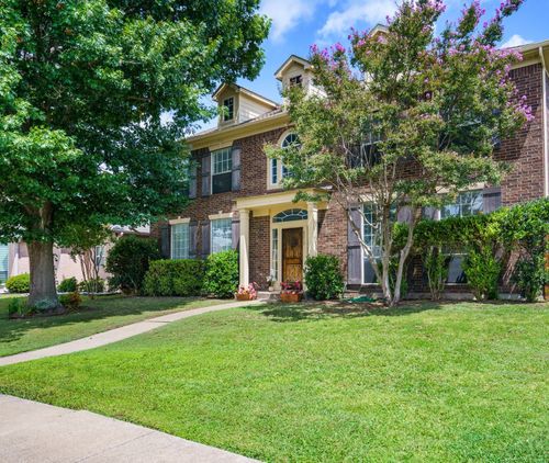 8213 Eagle Dr, Rowlett, TX, 75088-7622 | Card Image