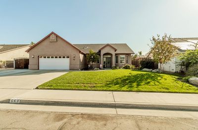 641 Richmond Court, House other with 3 bedrooms, 2 bathrooms and null parking in Exeter CA | Image 2