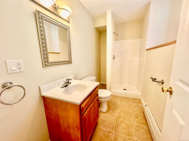 27 Fieldstone Ter, House other with 3 bedrooms, 2 bathrooms and null parking in Naugatuck CT | Image 22