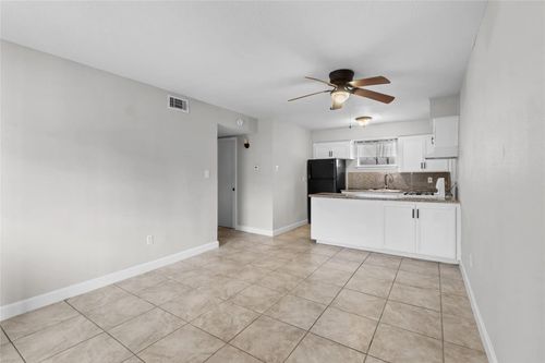 apt-4-2819 Berry St, Houston, TX, 77004-4454 | Card Image