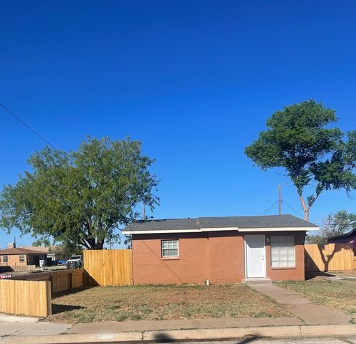 714 S Tilden St, Midland, TX, 79701-7666 | Card Image