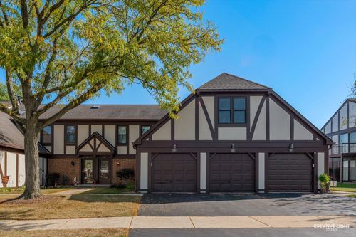22-4-7419 Canterbury Pl, Downers Grove, IL, 60516-3849 | Card Image