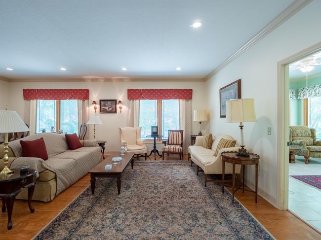 10262 Wildwood Cir, House other with 3 bedrooms, 2 bathrooms and null parking in Live Oak FL | Image 8