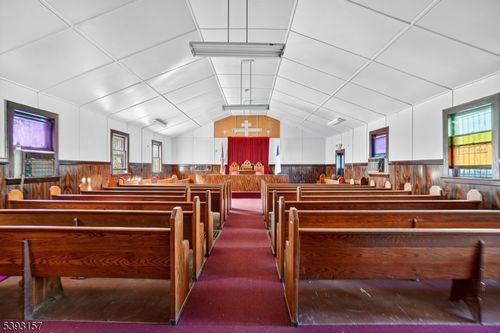 61 New St, Montclair, NJ, 07042-4541 | Card Image