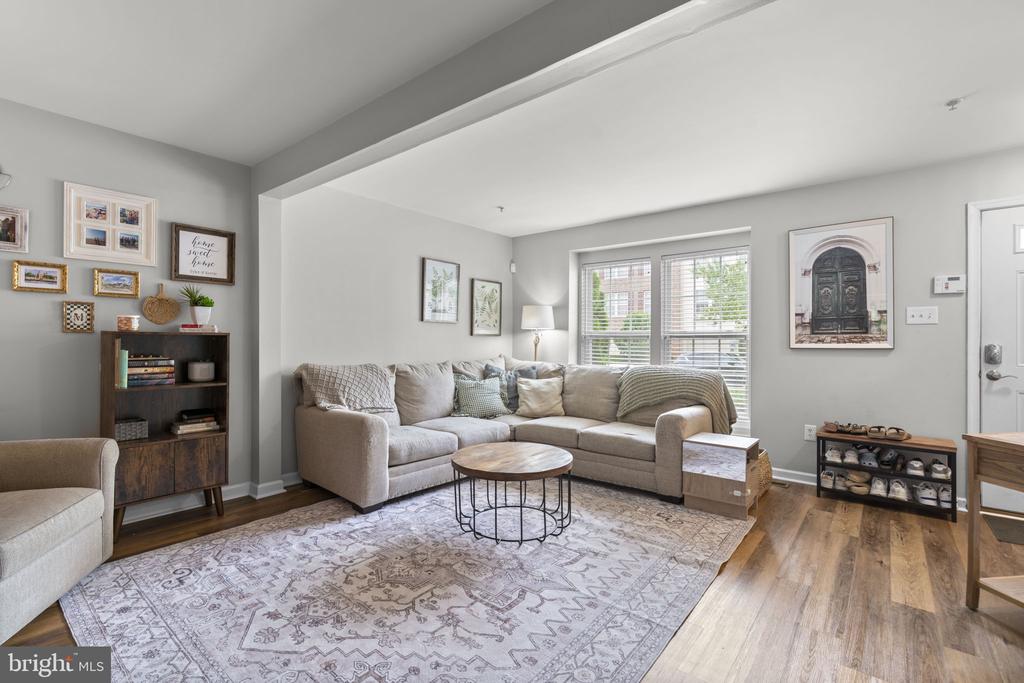 Residential in ELKRIDGE 3