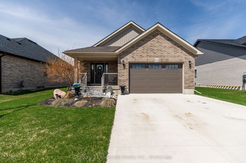 104 Emerson Way, Durham, ON, N0G1R0 | Card Image