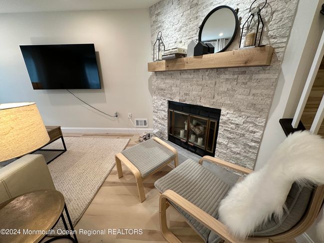 504 Red Crest Ln, Condo with 2 bedrooms, 3 bathrooms and 1 parking in Branchburg NJ | Image 6