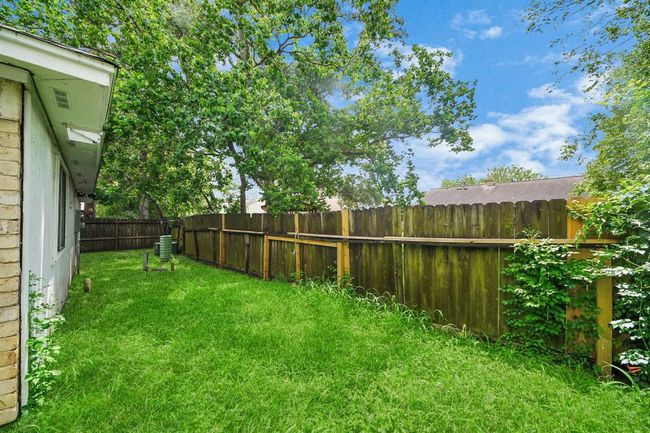 2622 Heatherknoll Dr, House other with 3 bedrooms, 2 bathrooms and 1 parking in Spring TX | Image 43